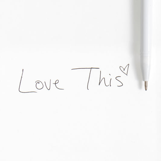 Black gel ink writing sample from Pippi Post Ballet Slippers & Bow Gel Pen