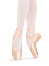 Dancer wearing Bloch Heritage pointe shoes en pointe, front view